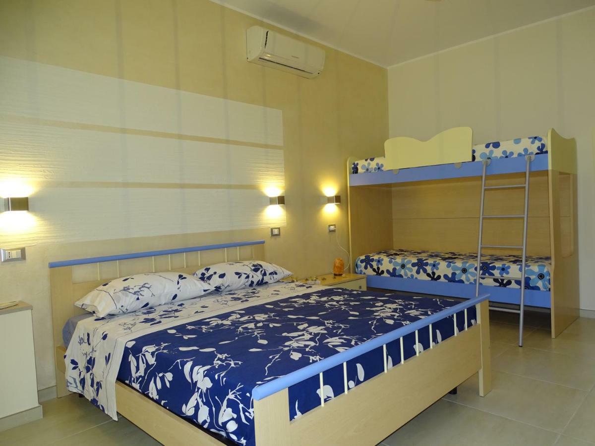 Linda Casa Vacanze 펠리네 외부 사진