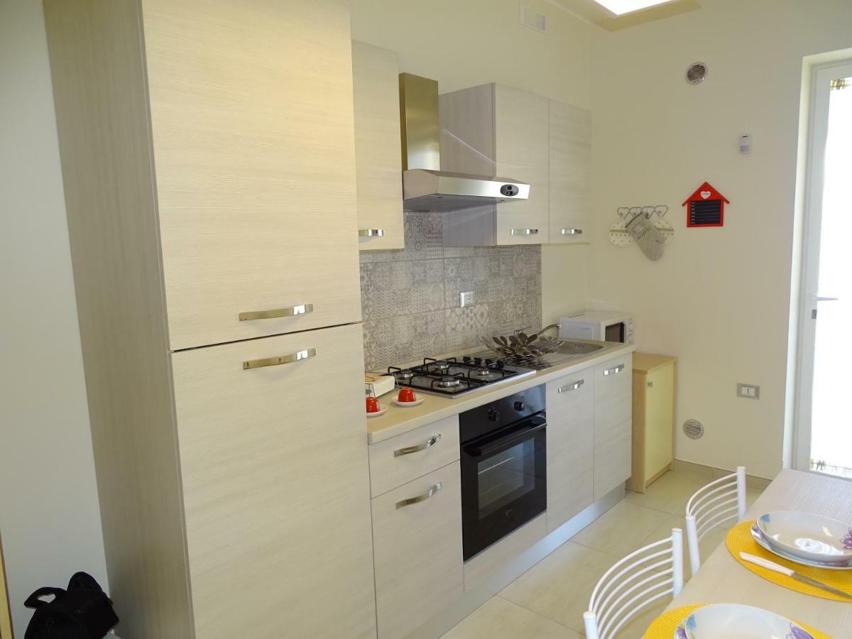 Linda Casa Vacanze 펠리네 외부 사진